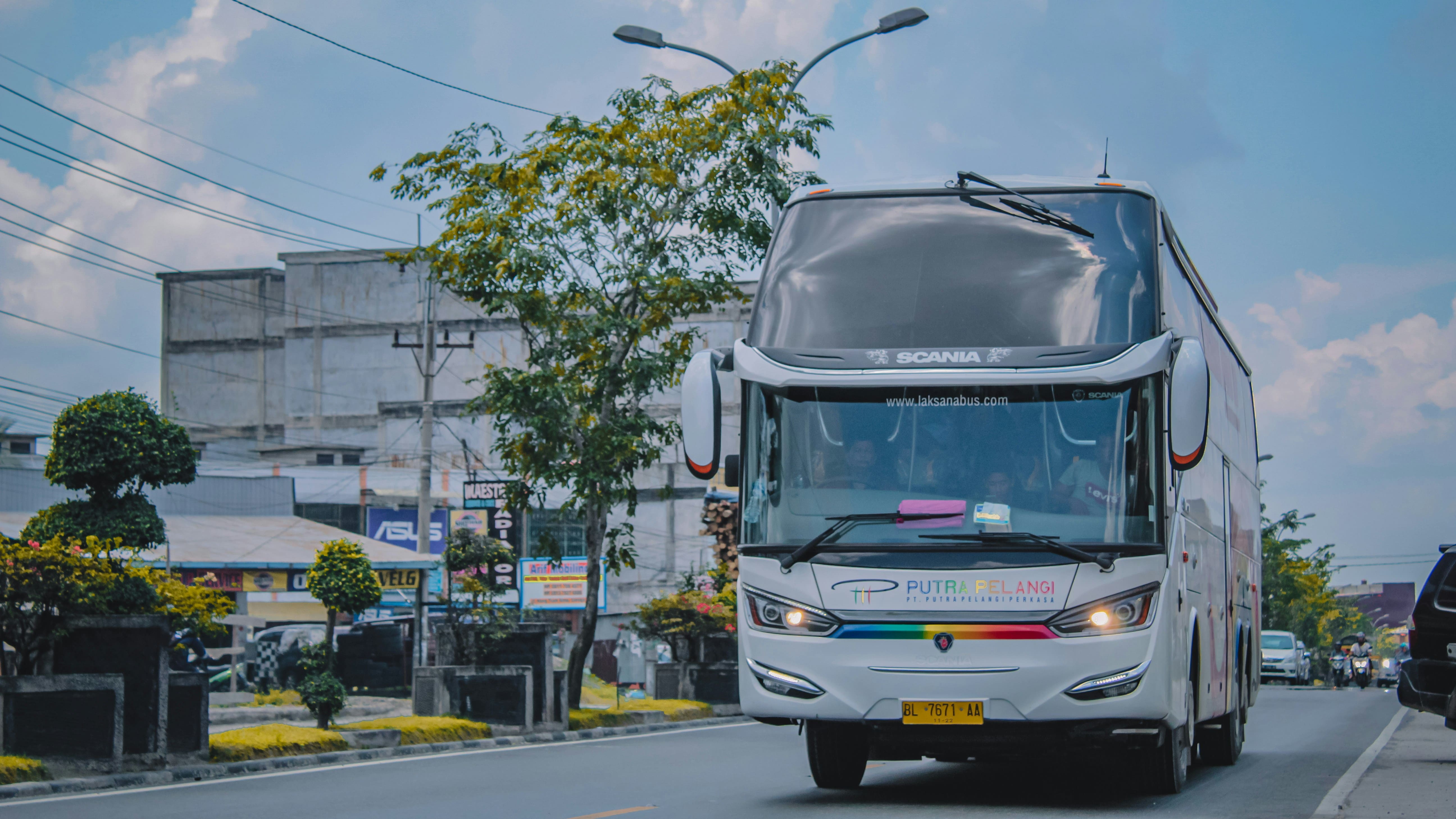 bus-hero